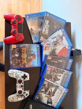 Consola PS4 1TB Negra Con cables 2 MANDOS Y JUEGOS