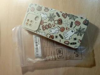 Funda Halloween Redmi 10C. Sin usar.