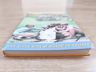 Los Cinco Tras El Pasadizo Secreto – Enid Blyton