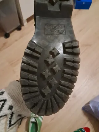 Botas Dr. Martens negras con cremallera