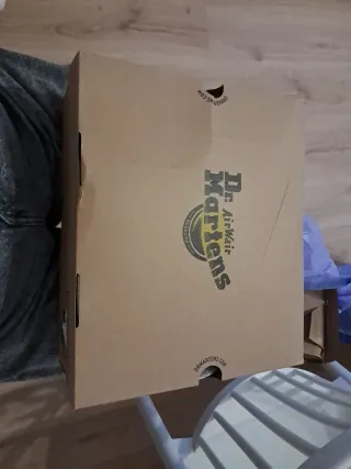 Botas Dr. Martens negras con cremallera