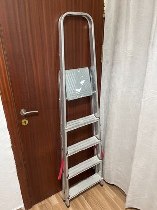 Escalera aluminio 5 peldaños , No hago envíos!