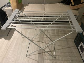 Tendedero eléctrico plegable