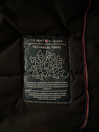 Abrigo Tommy Hilfiger Negro de Niño talla 12