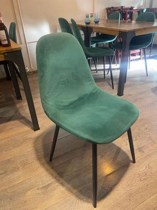 Silla terciopelo verde patas metal Lote 10