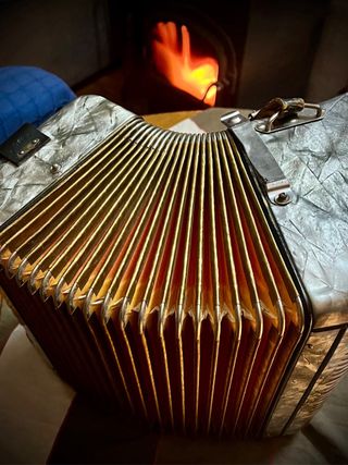 Acordeón Hohner Club IIB Victoria