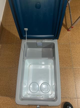 Nevera portátil eléctrica 32L 12/24V 220V