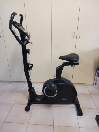 Bicicleta Estática Crane Negra