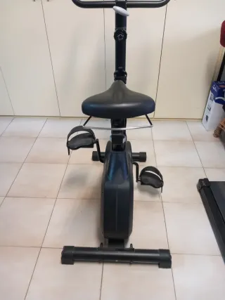 Bicicleta Estática Crane Negra