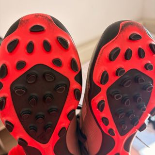 Botas de fútbol para césped artificial