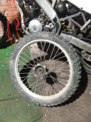 Rueda Delantera Moto 50cc