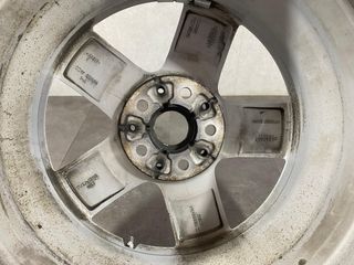 Llantas Volkswagen Caddy 17"