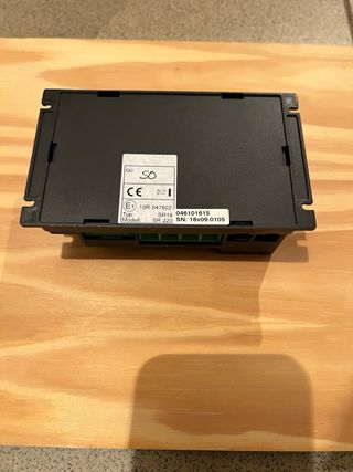 Placa Solar 130W + Regulador + cargador batería.