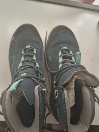 Botas de montaña Decathlon azules