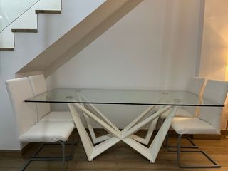 Mesa Comedor Cristal MILENIUM + 4 Sillas de REGALO