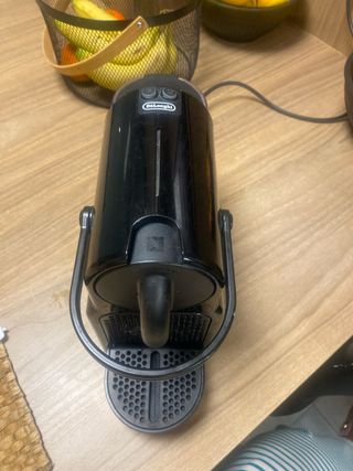 Cafetera Nespresso DeLonghi Negra