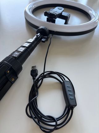 Aro de luz con trípode y mando