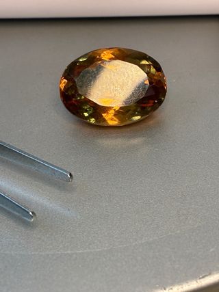 Zultanita Natural Brasileña 15.5ct Certificada