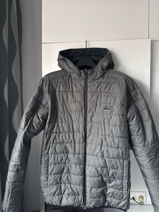 Parka Quiksilver niño talla 16 reversible