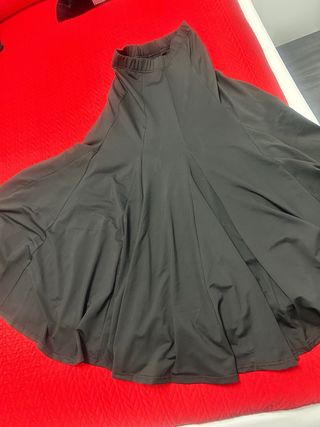 Falda Flamenca Negra 8 Quillas Ensayo