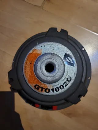 Subwoofer JBL GTO1002D Negro