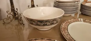 Gran vajilla inglesa Johnson Bros McBaine nueva