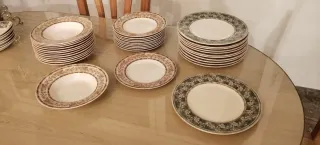 Gran vajilla inglesa Johnson Bros McBaine nueva