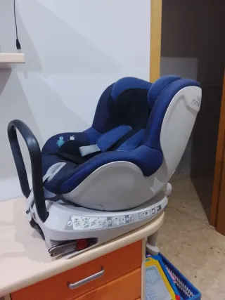 Sillita de coche para bebé, britax romer