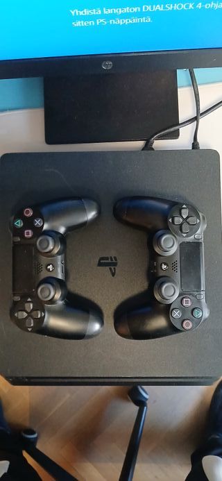 PS4 (PlayStation 4) Negra Completa