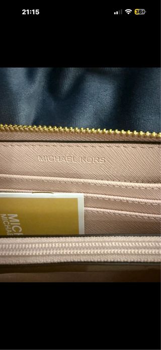 Cartera Michael Kors Jet Set Travel Saffiano