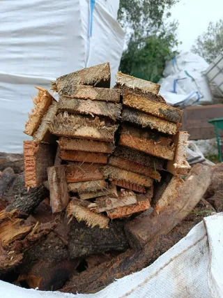 Fajos de leña de tablillas de palets