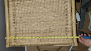 Baúl de mimbre beige