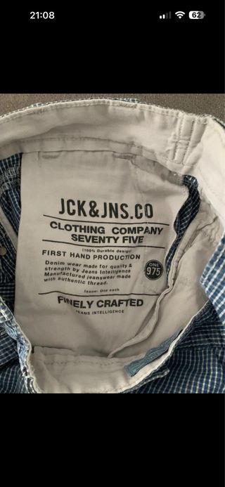 Bermudas de cuadros azules y blancas