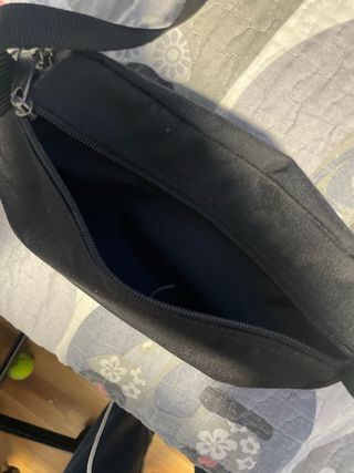 Riñonera Eastpak Negra Básica