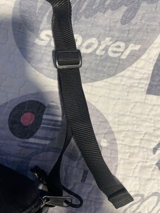 Riñonera Eastpak Negra Básica