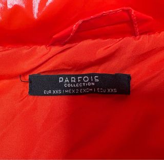 Plumas Parfois naranja brillante