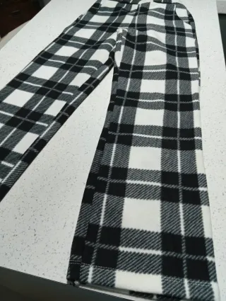 Completo donna gilet e pantaloni a quadri