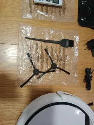 Aspirador ILIFE V3s Pro + Accesorios