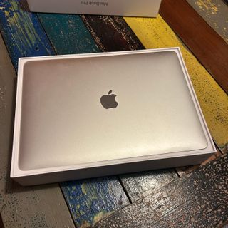MacBook Pro 13 2017 i5 8GB + Caricatore Originale