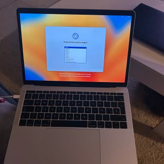 MacBook Pro 13 2017 i5 8GB + Caricatore Originale