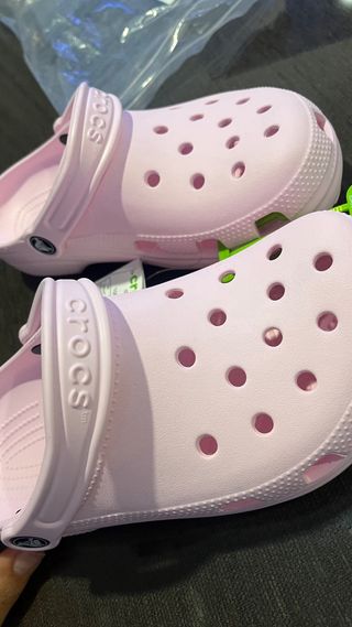 Crocs rosas talla 37-38