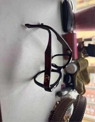 Gafas Gucci burdeos