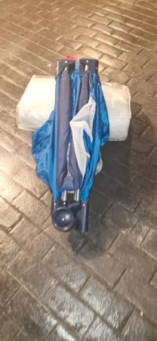 Cuna de viaje portátil azul