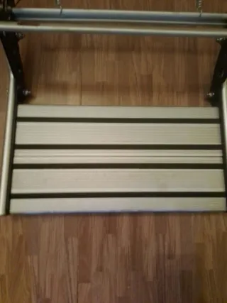 Escalón autocaravana con luz LED