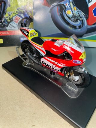 Valentino Rossi Ducati Desmosedici GP 11.1
