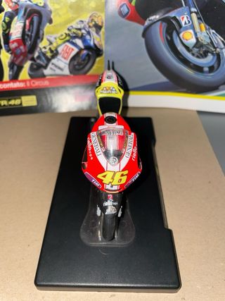 Valentino Rossi Ducati Desmosedici GP 11.1