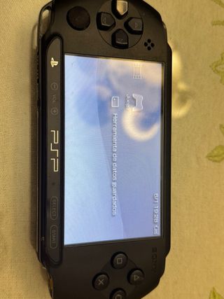 Consola PSP Negra + 4 Juegos