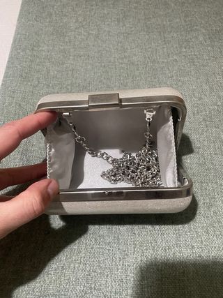 Bolso de mano dorado