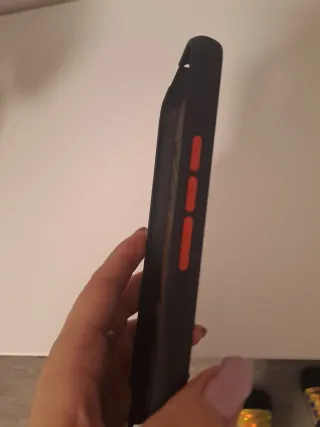 Funda móvil Dragon Ball Goku Super Saiyan