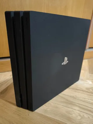Consola PS4 Pro 1TB CUH-7116B Negra